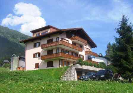 Ferienwohnung Haus uf der Heid Klosters Platz - Anbieter Dolling, Haus uf dr Heid