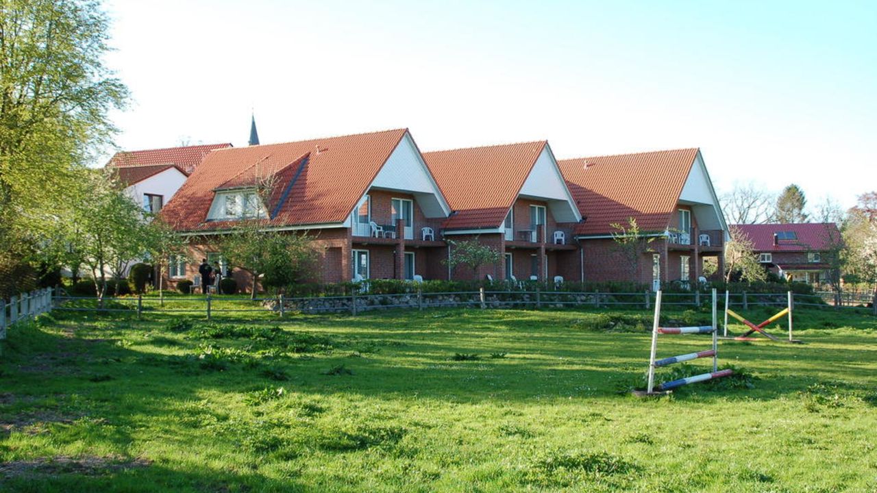 Ferienwohnung Hotel Ferienwohnung Neukirchener Hof Ponyreiten, Haus