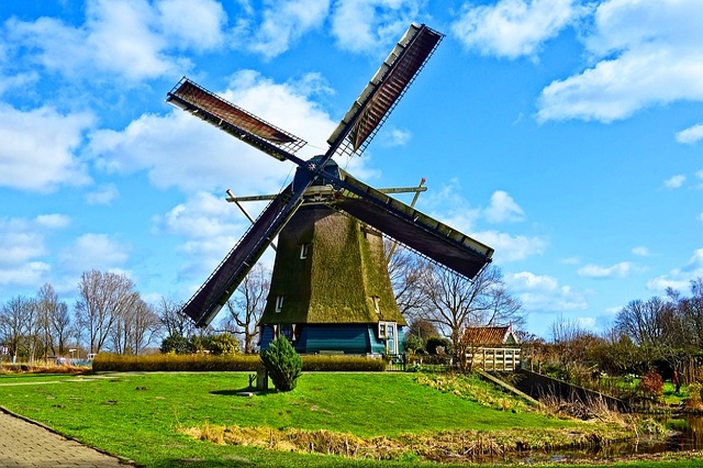 Ferienwohnungen und Ferienhäuser in Holland mieten - QuartierNet.de